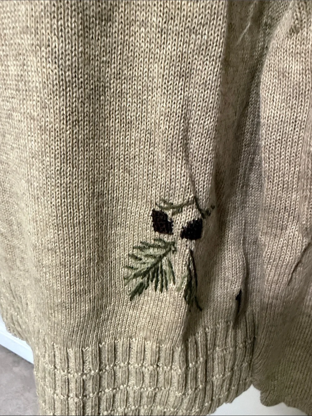 Woolrich Turtleneck Sweater Green Embroidered Sleeves with Pine Tree Needles